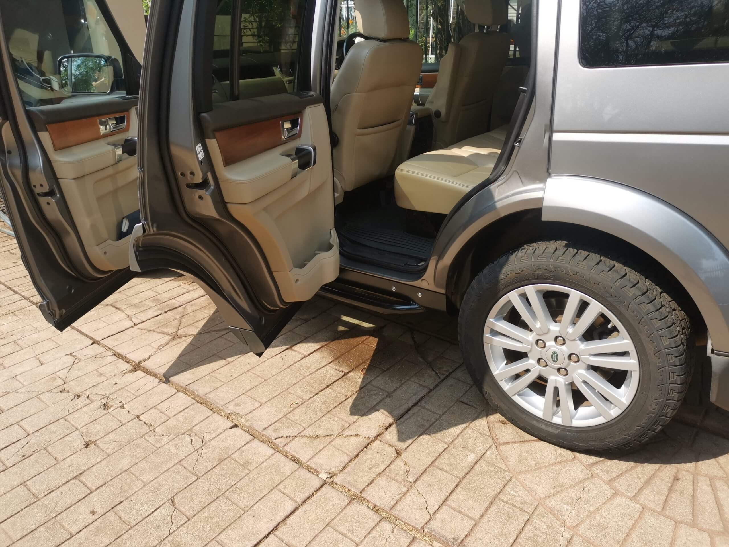 Land Rover Discovery 4  Rock Slider (set)